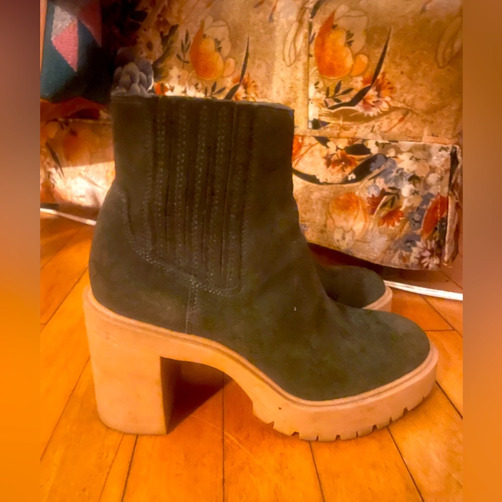 DolceVita Catsor h20 brown chunky heeled boot